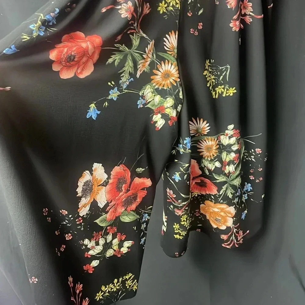 Floral Allison Joy Romper‎ L - Picture 4 of 6